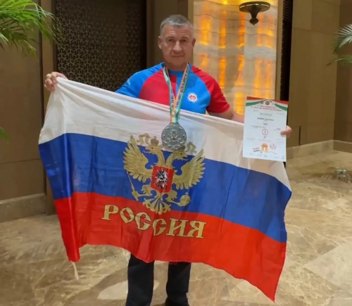 Оренбуржец Роман Фёдоров взял «серебро» на Чемпионате мира по армрестлингу Оренбуржец Роман Фёдоров взял «серебро» на Чемпионате мира по армрестлингу