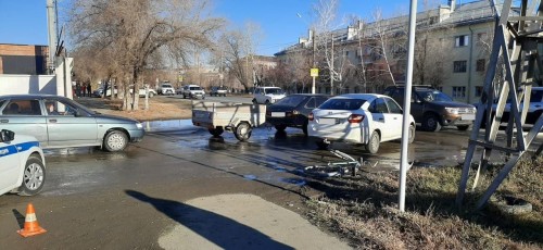 В Орске на Вокзальном шоссе в ДТП пострадал 65-летний велосипедист В Орске на Вокзальном шоссе в ДТП пострадал 65-летний велосипедист