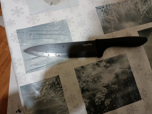 В Первомайском районе женщина встретила супруга с вахты ударом ножом