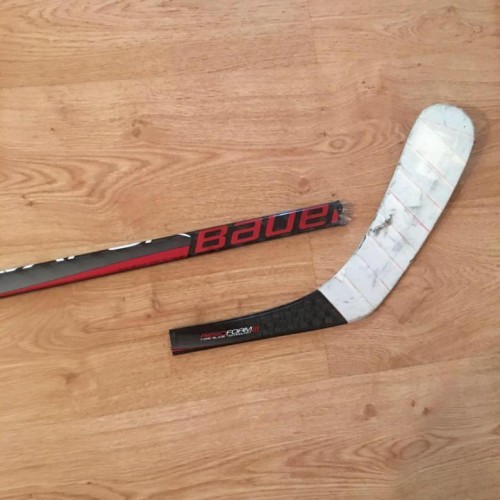 Житель Оренбурга приобрел у преступника сломанные клюшки