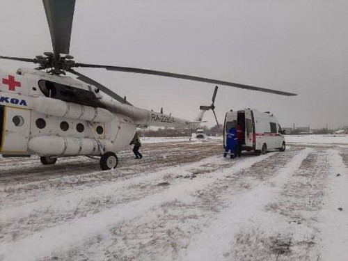 В Челябинскую область вертолетом санавиации доставили новорожденного ребенка