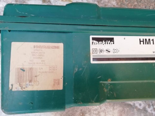 Сотрудники полиции Орска вернули отбойный молоток владельцу Сотрудники полиции Орска вернули отбойный молоток владельцу