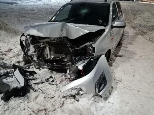 В Бугуруслане водитель въехал в дорожный знак