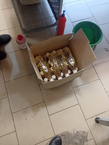 В Новотроицке участковые уполномоченные полиции изъяли из незаконного оборота 10,5 литра спиртосодержащей продукции