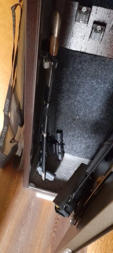 Оренбургские сотрудники уголовного розыска установили местонахождение мужчины, стрелявшего во дворе дома по улице Восточной