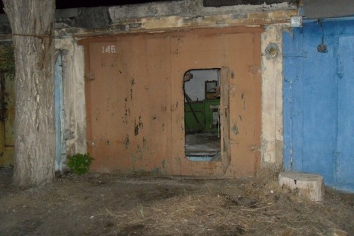 В Новотроицке полицейские оперативно задержали подозреваемого в краже автомобиля из гаража В Новотроицке полицейские оперативно задержали подозреваемого в краже автомобиля из гаража