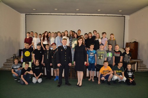В Оренбурге сотрудники полиции встретились с ребятами, отдыхающими в санатории-профилактории «Зарница»
