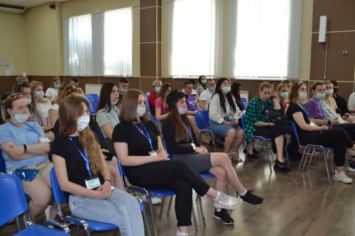    Сотрудники МУ МВД России «Оренбургское» приняли участие в обучении волонтеров Международного молодежного форума «Евразия Global»
