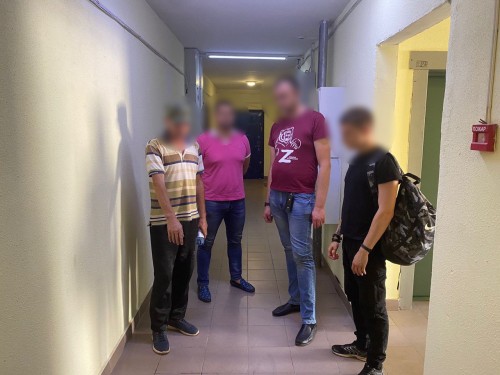 В Оренбурге сотрудники уголовного розыска задержали 49-летнего подозреваемого за причинение тяжкого вреда здоровью   