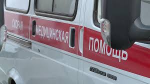 Сотрудниками полиции Илекского района выясняются обстоятельства падения девушки с балкона