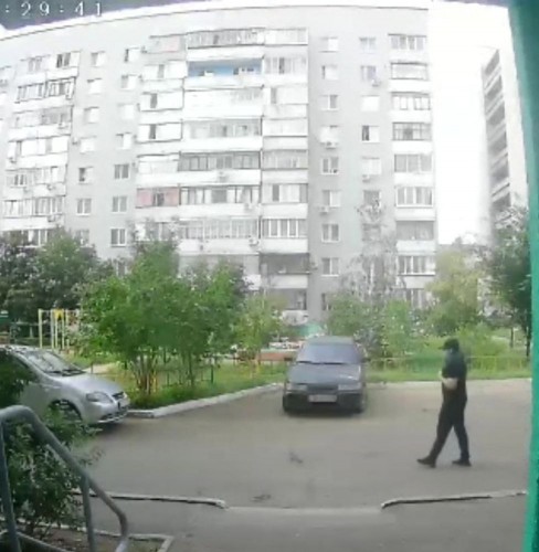 Внимание, розыск! В Оренбурге сотрудники полиции устанавливают местонахождение подозреваемого в убийстве 