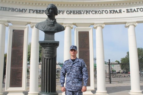 Сотрудники вневедомственной охраны продолжают рассказывать о памятных местах города Сотрудники вневедомственной охраны продолжают рассказывать о памятных местах города