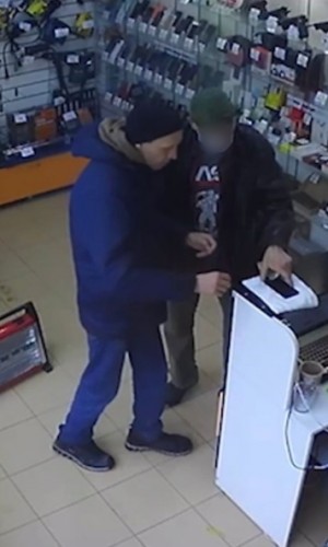 Внимание, розыск! Необходимо содействие общественности в задержании подозреваемого в грабеже Внимание, розыск! Необходимо содействие общественности в задержании подозреваемого в грабеже