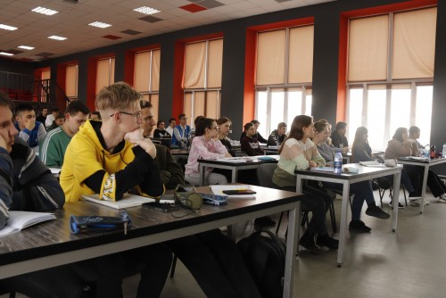 Студентам Новотроицкого филиала НИТУ МИСИС рассказали о мерах безопасности в информационно-телекоммуникационной среде