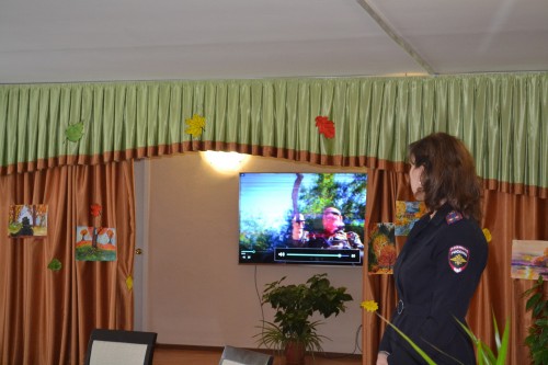 В Оренбурге полицейские провели День правовой помощи детям в оренбургском Доме детства