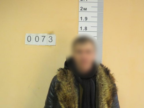 В Оренбурге оперативниками задержаны подозреваемые в краже женских курток