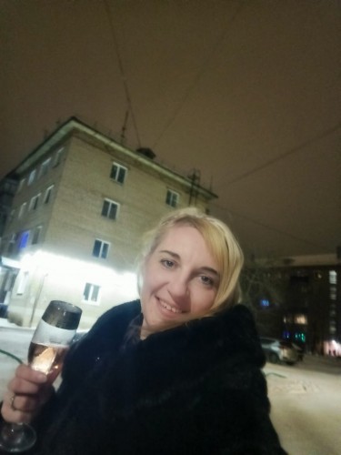 Полицейские Орска устанавливают местонахождение без вести пропавшей Старченко Анастасия
