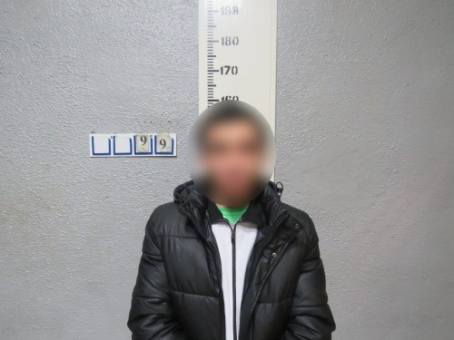 В Оренбурге полицейские задержали жителя Соль-Илецка, пытавшегося ограбить продавца на рабочем месте