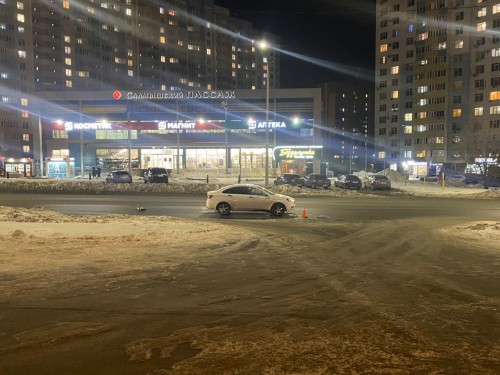 В Оренбурге сотрудники полиции устанавливают обстоятельства наезда на пешехода на улице Салмышской