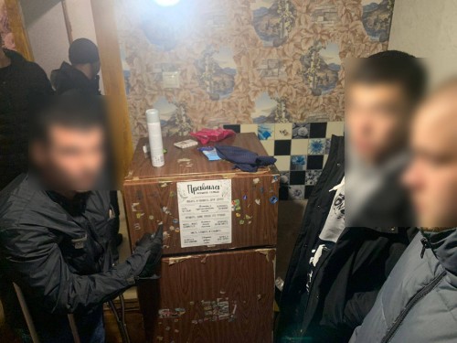 Оренбургской полицией задержан подозреваемый в покушении на сбыт «синтетики» неоднократно судимый местный житель