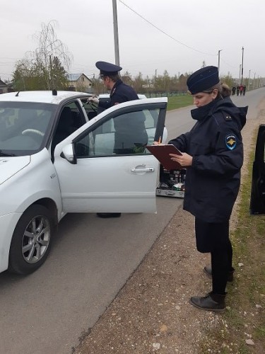 Угнал автомобиль в Александровке, чтобы доехать до дома в Новосергиевку