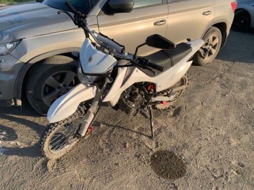 Сотрудники Госавтоинспекции города Орска устанавливают обстоятельства ДТП с участием несовершеннолетнего мотоциклиста Сотрудники Госавтоинспекции города Орска устанавливают обстоятельства ДТП с участием несовершеннолетнего мотоциклиста