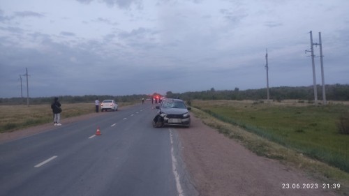 Сотрудниками полиции Новоорского района устанавливаются обстоятельства ДТП со смертельным исходом