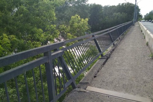 В Бузулуке мужчина прыгнул с моста, оказался в больнице 