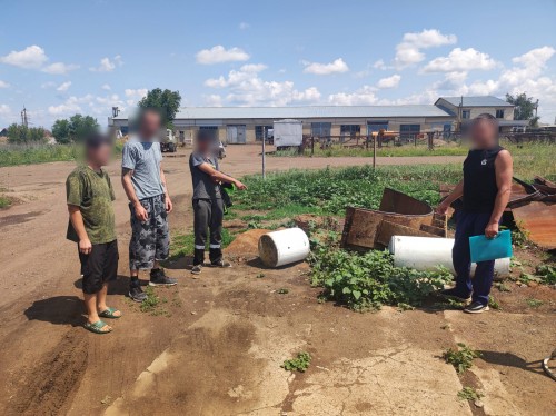 Первомайские полицейские по горячим следам задержали двух мужчин, подозреваемых в хищении ТМЦ со склада Первомайские полицейские по горячим следам задержали двух мужчин, подозреваемых в хищении ТМЦ со склада