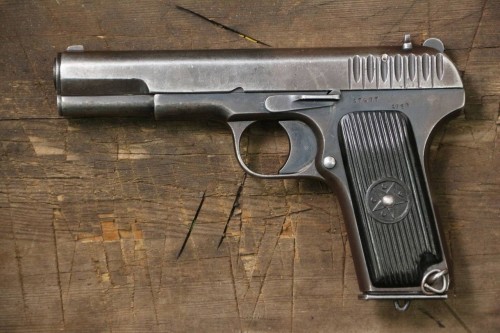 В Пономаревском районе полицейские изъяли пистолет ТТ образца 1930 года