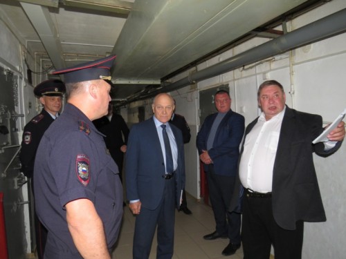 Уполномоченный по правам человека проверил изолятор временного содержания МО МВД России «Кувандыкский»