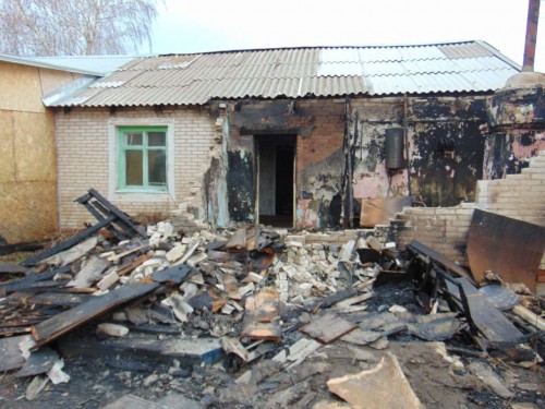 Полицейские Илекского района задержали подозреваемого в поджоге частного дома