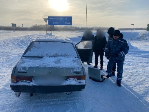 Оренбургскими сотрудниками ДПС задержан подозреваемый в угоне автомобиля