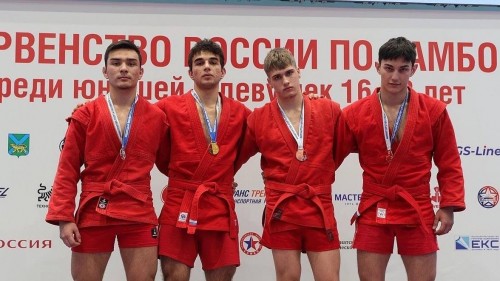 Оренбургские спортсмены завоевали медали на первенстве России по самбо