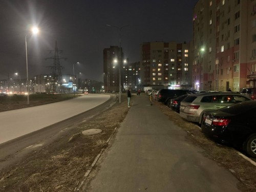 В Оренбурге электросамокатом сбили ребёнка на тротуаре