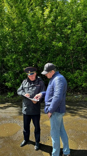 Член Общественного совета ознакомился с работой полицейских на затопленных территориях