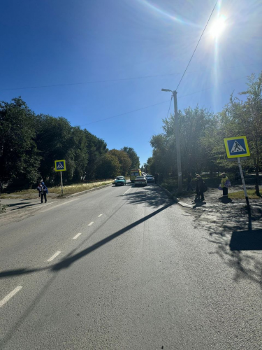 Сотрудники Госавтоинспекции Орска проводят проверку по факту ДИП в котором пострадал пешеход Сотрудники Госавтоинспекции Орска проводят проверку по факту ДИП в котором пострадал пешеход