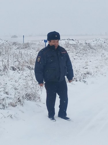 В Оренбургском районе участковым обеспечивалась охрана на месте обнаружения снаряда