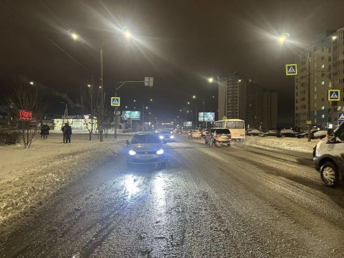 В Оренбурге сбили девушку с ребеноком на руках