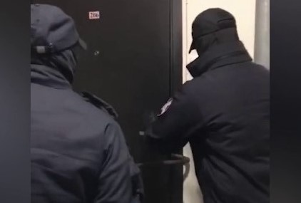 В Оренбурге при силовой поддержке ОМОН Росгвардии пресечена деятельность организованной преступной группы В Оренбурге при силовой поддержке ОМОН Росгвардии пресечена деятельность организованной преступной группы
