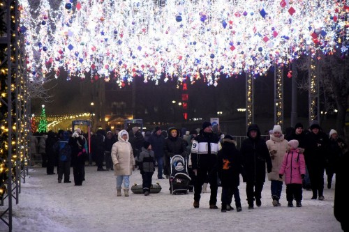 В Оренбурге состоялось торжественное открытие главной городской ёлки