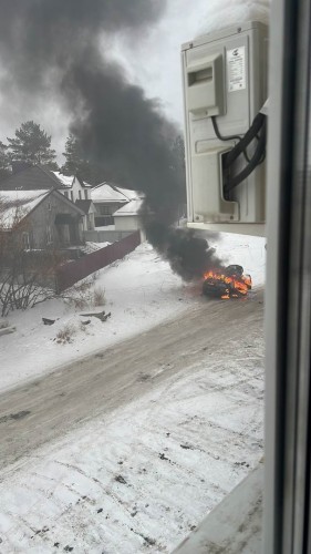 В Нежинке во время движения загорелся автомобиль