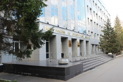 Оренбургские полицейские проводят беседы о вреде наркотиков на предприятиях города Оренбургские полицейские проводят беседы о вреде наркотиков на предприятиях города