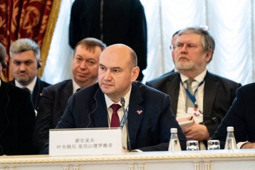 Машины и минералы. Солнцев рассказал о торговле Оренбуржья с Китаем