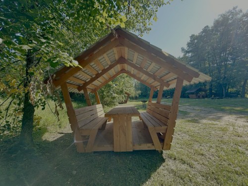 В Бузулукском бору обновили стоянку «Емелькины столы» В Бузулукском бору обновили стоянку «Емелькины столы»