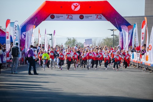 Новотроицкий полумарафон-2025: Международный забег с двумя тысячами участников и легендарным Алексеем Смертиным!