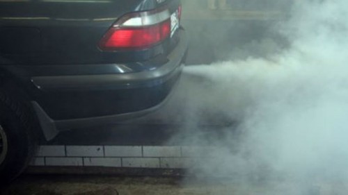 В Оренбуржье мужчина задохнулся в автомоюбиле в своём гараже