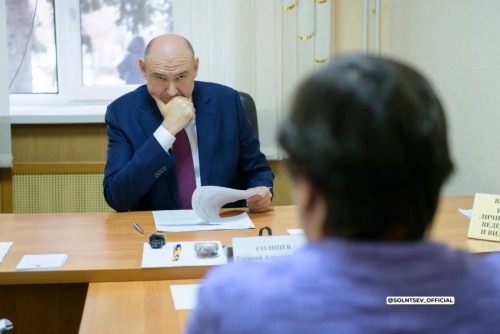 Губернатор Оренбуржья провёл приём граждан по личным вопросам