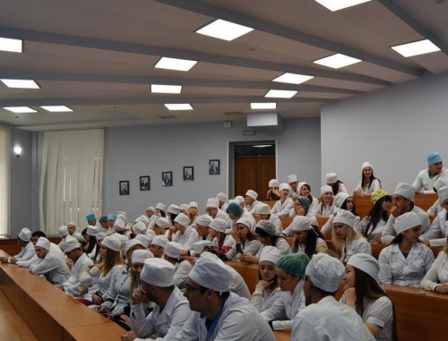 Госдума приняла закон об обязательном распределении выпускников медицинских вузов Госдума приняла закон об обязательном распределении выпускников медицинских вузов