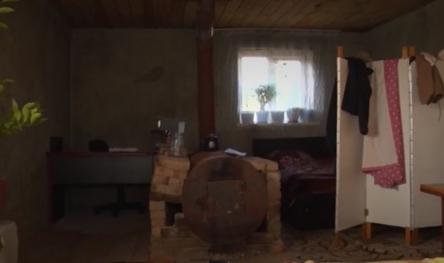 Бастрыкин взял под личный контроль дело оренбурженки, живущей в бане с детьми 